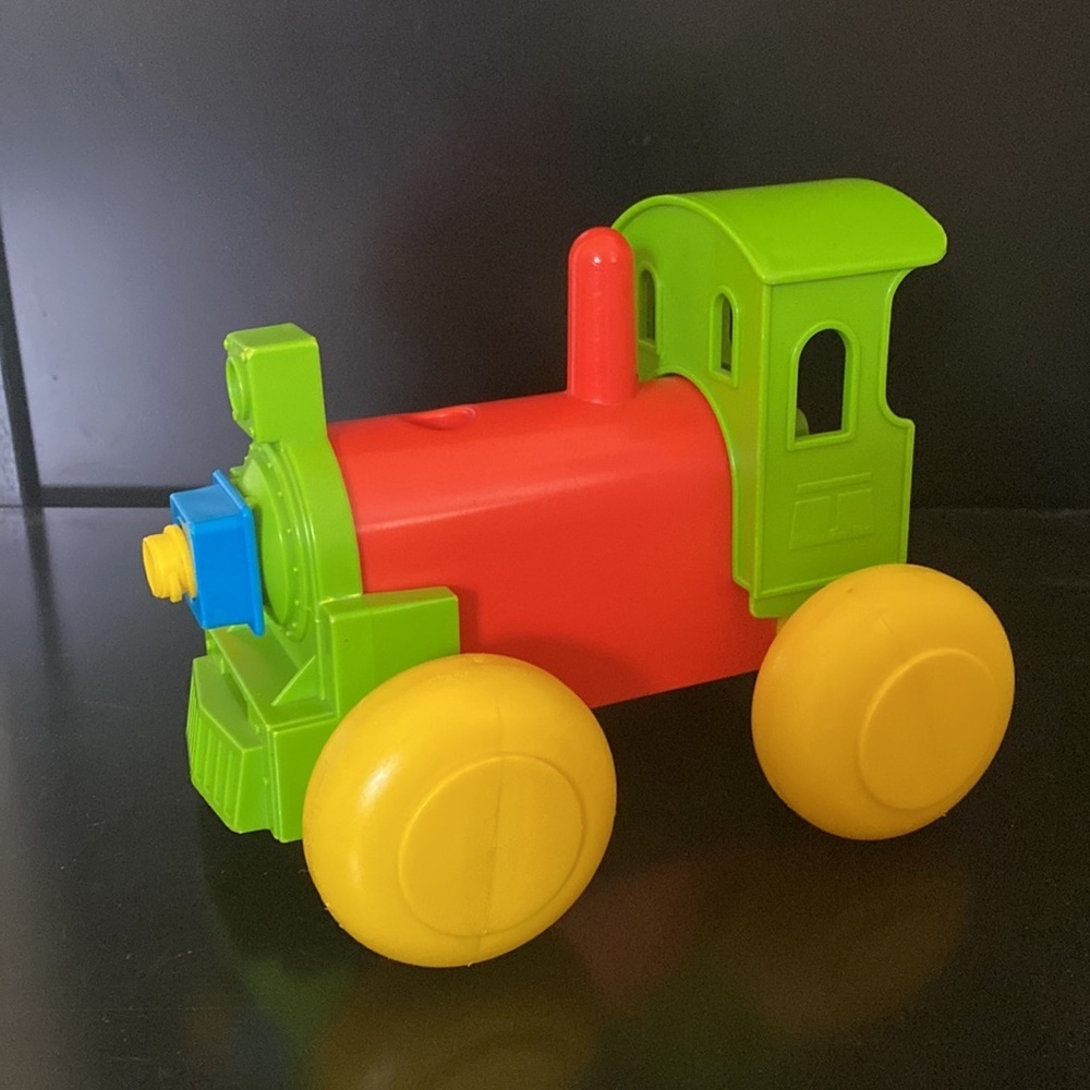 Vintage 1978 Kids Dart Ind. Train